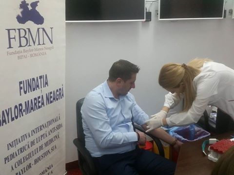 Angajaţii Primăriei, testaţi pentru HIV şi hepatită