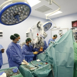 Ce avantaje au pacienţii care se operează laparoscopic