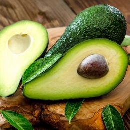 Uleiul de avocado poate contribui la menținerea elasticității pielii